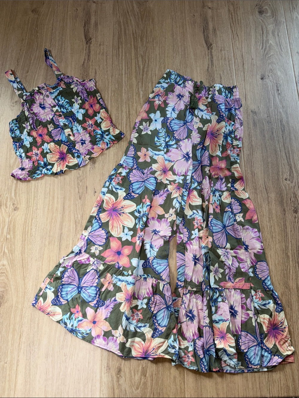 Limited Too Girls Olive Floral & Butterfly Two-Piece flared pant Set size 12/14
